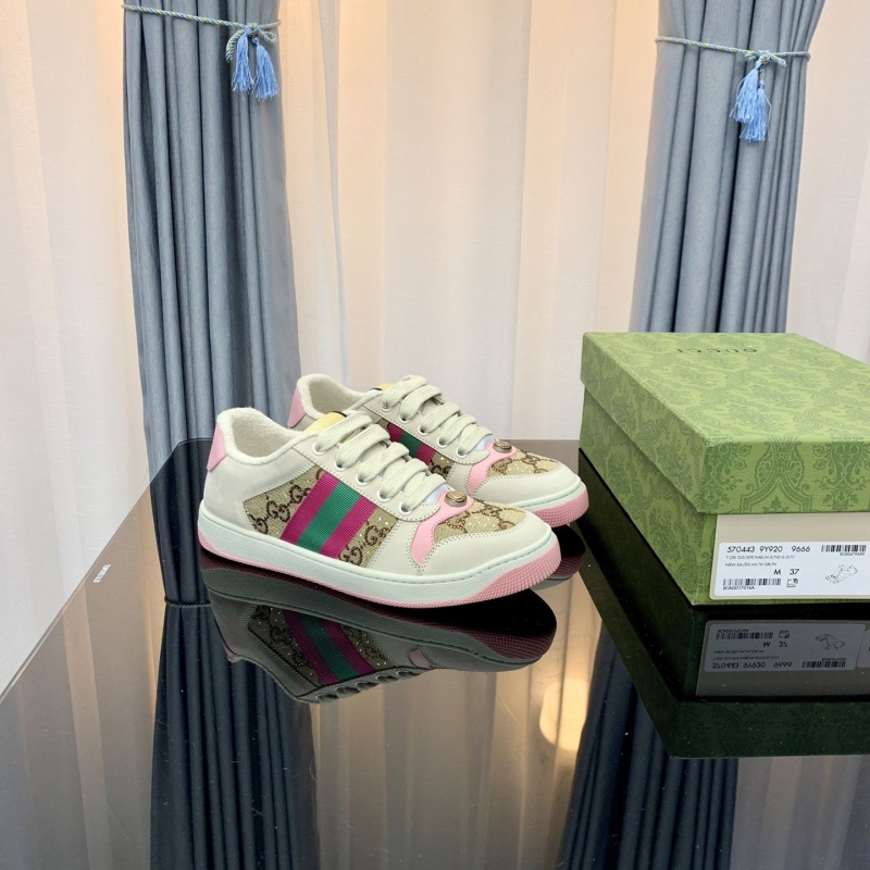 G*u*i casual shoes